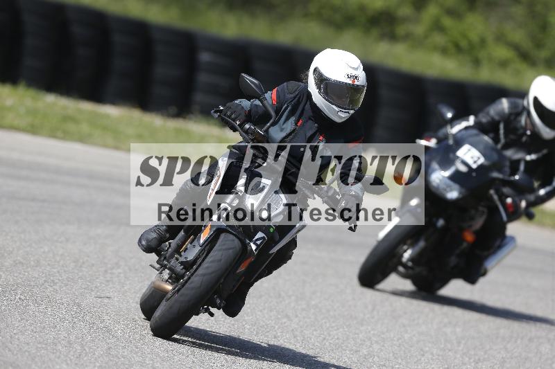 Archiv-2025/09 22.04.2025 Cornu Master School ADR/gruen-vert/244